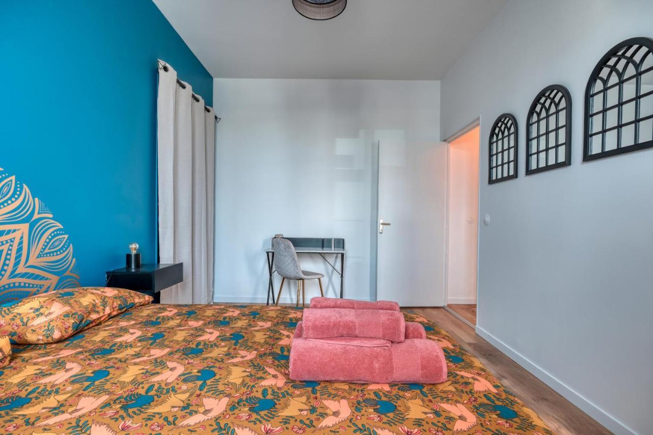 Ferienwohnung Superbe 2 Pieces Avec Jacuzzi Privatif Face Gare Proche Cathedrale Chartres Exterior foto
